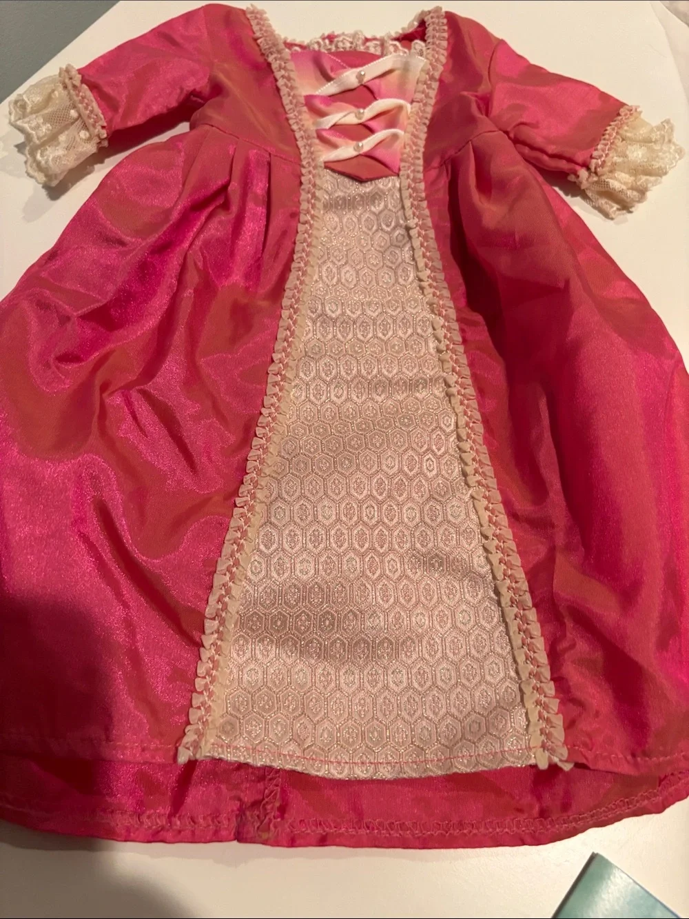 American Girl 4 Elizabeth & Felicity Dress Necklace  Pinner Cap Bag Hankie Coin